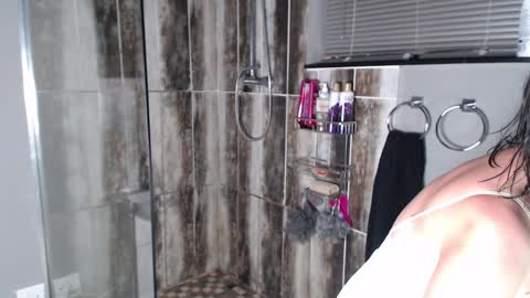 Snapshot of sweet_chantelle chatting on 17, 1, 2025 Chantelle online show from 17, 1, 2025