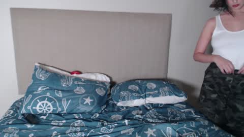 Snapshot of sweet_chantelle chatting on 1, 2, 2025 Chantelle online show from 1, 2, 2025