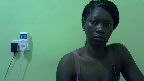 Snapshot of sweet_cherie1 chatting on 17, 5, 2026 sweet_cherie1 online show from 17, 5, 2026