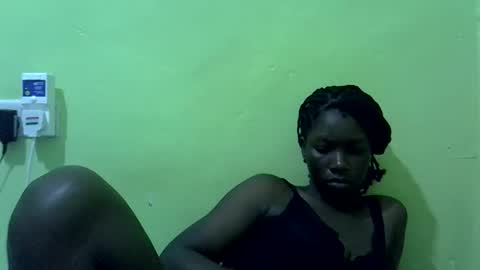 Snapshot of sweet_cherie1 chatting on 20, 5, 2026 sweet_cherie1 online show from 20, 5, 2026