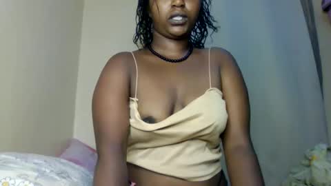Snapshot of sweet_ebony001 chatting on 8, 5, 2026 sweet_ebony001 online show from 8, 5, 2026