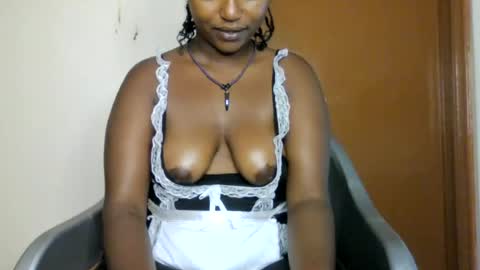 Snapshot of sweet_ebony001 chatting on 7, 7, 2026 sweet_ebony001 online show from 7, 7, 2026