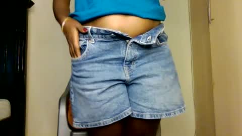 Snapshot of sweet_ebony001 chatting on 30, 7, 2026 sweet_ebony001 online show from 30, 7, 2026