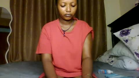 Snapshot of sweet_ebony001 chatting on 2, 8, 2026 sweet_ebony001 online show from 2, 8, 2026