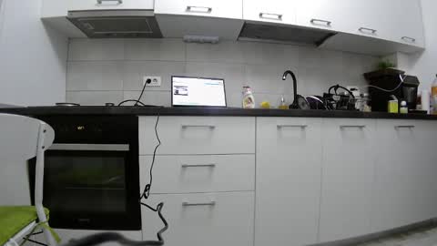           online show from 20, 2, 2025