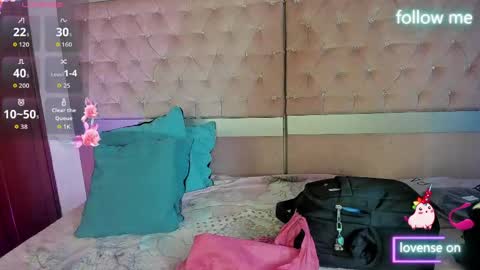  emmili  online show from 13, 4, 2026