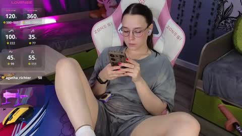 Alice online show from 24, 10, 2025