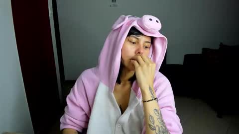 Snapshot of sweet_hann chatting on 26, 9, 2025 Hanna online show from 26, 9, 2025