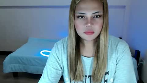 sophia daisy  online show from 11, 10, 2025