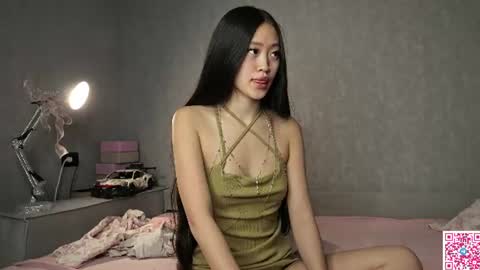 Snapshot of sweet_is_kim2 chatting on 25, 6, 2026 Kim online show from 25, 6, 2026