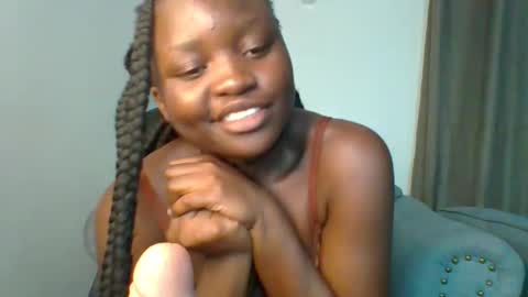 Snapshot of sweet_jenica chatting on 31, 12, 2024 ESTHER NEEMA online show from 31, 12, 2024