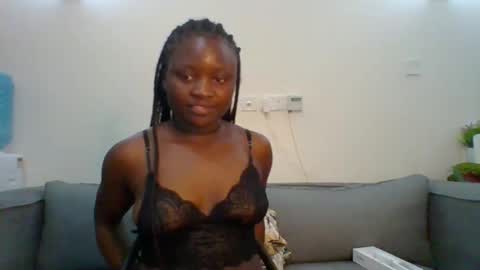 Snapshot of sweet_jenica chatting on 23, 1, 2025 ESTHER NEEMA online show from 23, 1, 2025