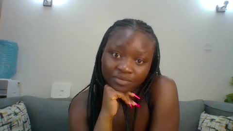 Snapshot of sweet_jenica chatting on 5, 2, 2025 ESTHER NEEMA online show from 5, 2, 2025