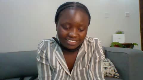 Snapshot of sweet_jenica chatting on 20, 2, 2025 ESTHER NEEMA online show from 20, 2, 2025