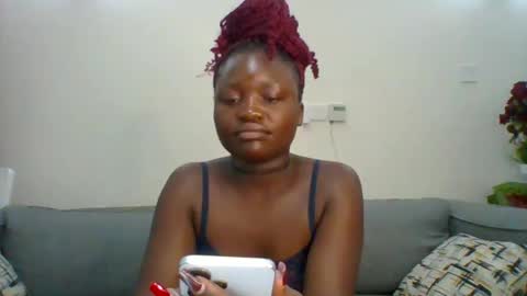 Snapshot of sweet_jenica chatting on 8, 3, 2025 ESTHER NEEMA online show from 8, 3, 2025