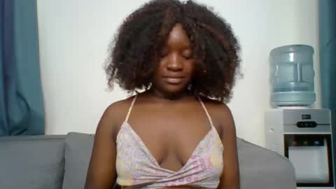 Snapshot of sweet_jenica chatting on 20, 10, 2025 ESTHER NEEMA online show from 20, 10, 2025