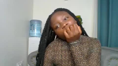 Snapshot of sweet_jenica chatting on 19, 12, 2025 ESTHER NEEMA online show from 19, 12, 2025