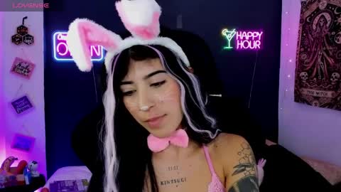 Dahnna online show from 6, 4, 2026