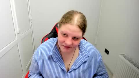 Snapshot of sweet_karla_la chatting on 18, 5, 2026 Karla online show from 18, 5, 2026