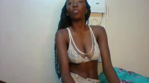 Snapshot of sweet_kcandy chatting on 16, 5, 2026 Sweet KCandy online show from 16, 5, 2026