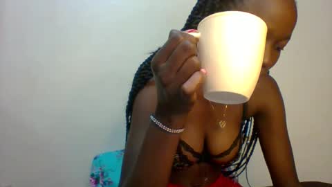 Snapshot of sweet_kcandy chatting on 19, 5, 2026 Sweet KCandy online show from 19, 5, 2026
