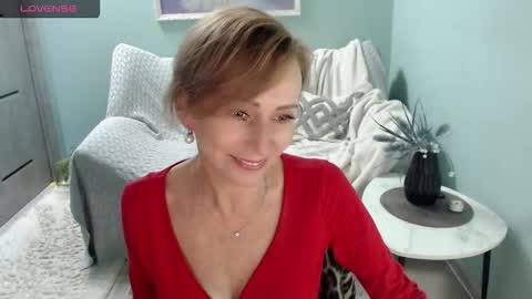 Snapshot of sweet_kitty5 chatting on 18, 9, 2025 Helen online show from 18, 9, 2025
