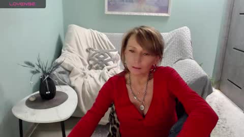 Snapshot of sweet_kitty5 chatting on 26, 9, 2025 Helen online show from 26, 9, 2025