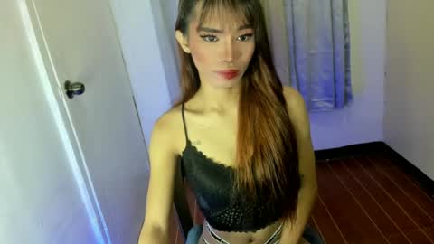 sweet_kyliexx online show from 13, 6, 2026