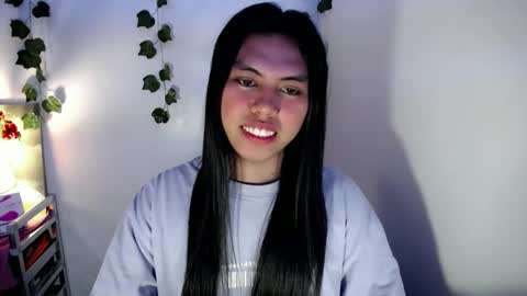 sweet_kyline69 online show from 28, 9, 2025