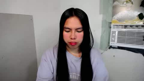 sweet_kyline69 online show from 13, 10, 2025