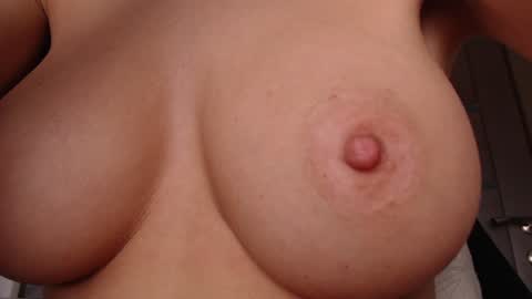 Jen online show from 11, 11, 2025