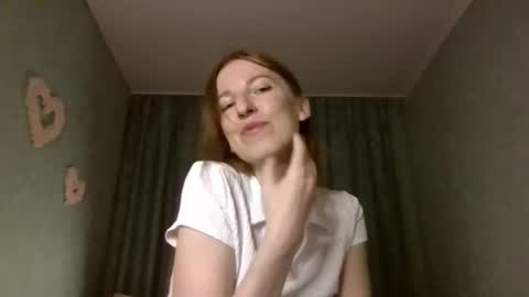 sweet_lilbunny online show from 15, 10, 2025