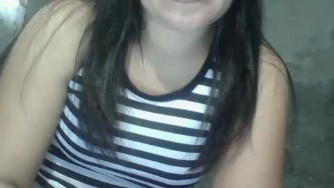 sweet_lily0613 online show from 6, 2, 2025