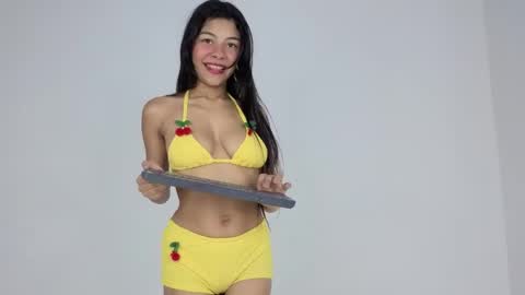 sweet_litle online show from 25, 5, 2026