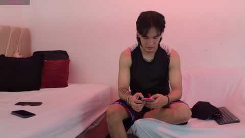 Snapshot of sweet_litle_ chatting on 17, 5, 2026 Mia online show from 17, 5, 2026