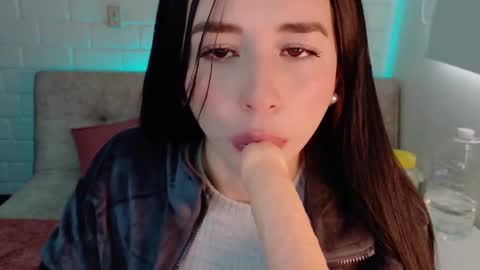 Snapshot of sweet_miaa24 chatting on 16, 9, 2025 Sweet Mia online show from 16, 9, 2025