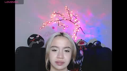 Snapshot of sweet_molly420 chatting on 2, 7, 2026 sweet molly420 online show from 2, 7, 2026