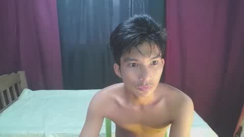 Snapshot of sweet_neth chatting on 29, 5, 2026 KENNETH online show from 29, 5, 2026