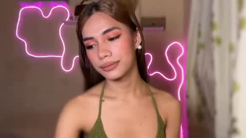 Snapshot of sweet_nikki03 chatting on 25, 9, 2025 sweet_nikki03 online show from 25, 9, 2025