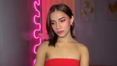 sweet_nikki03 online show from 16, 4, 2026