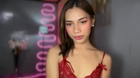 sweet_nikki03 online show from 17, 5, 2026