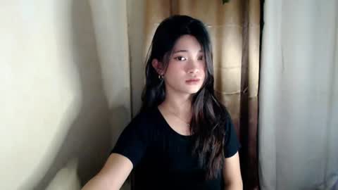 sweet_nylia online show from 17, 7, 2026