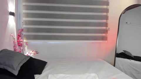 Snapshot of sweet_obsession__ chatting on 16, 10, 2025 Sweet Obsession online show from 16, 10, 2025