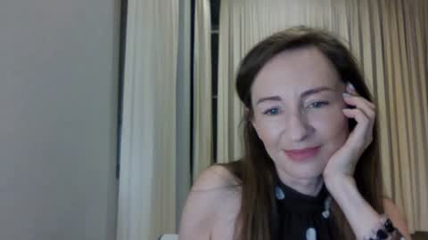 sweet_poeme online show from 19, 6, 2026