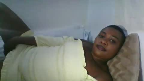 Snapshot of sweet_pussy39 chatting on 28, 9, 2025 sweet_pussy39 online show from 28, 9, 2025