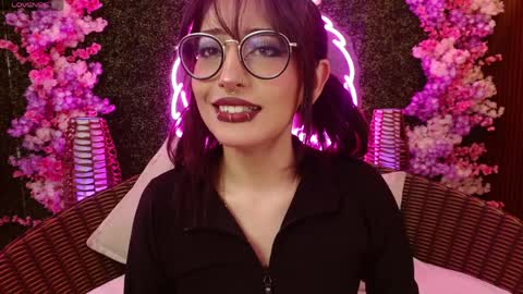 Roxanee online show from 30, 3, 2026