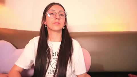 Sammy Lauren online show from 17, 2, 2026