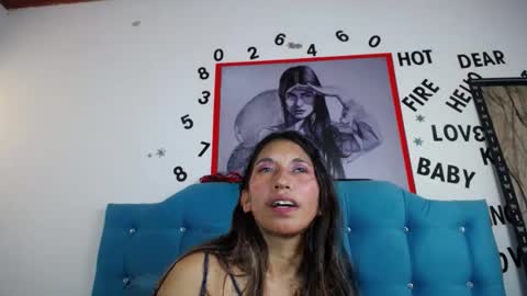 Snapshot of sweet_skylove_ chatting on 4, 11, 2025 Adriana online show from 4, 11, 2025