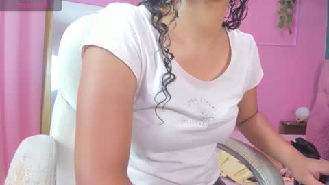 Yeileen online show from 22, 3, 2026