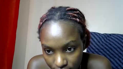Snapshot of sweet_strawberina chatting on 14, 4, 2026 sweet_strawberina online show from 14, 4, 2026